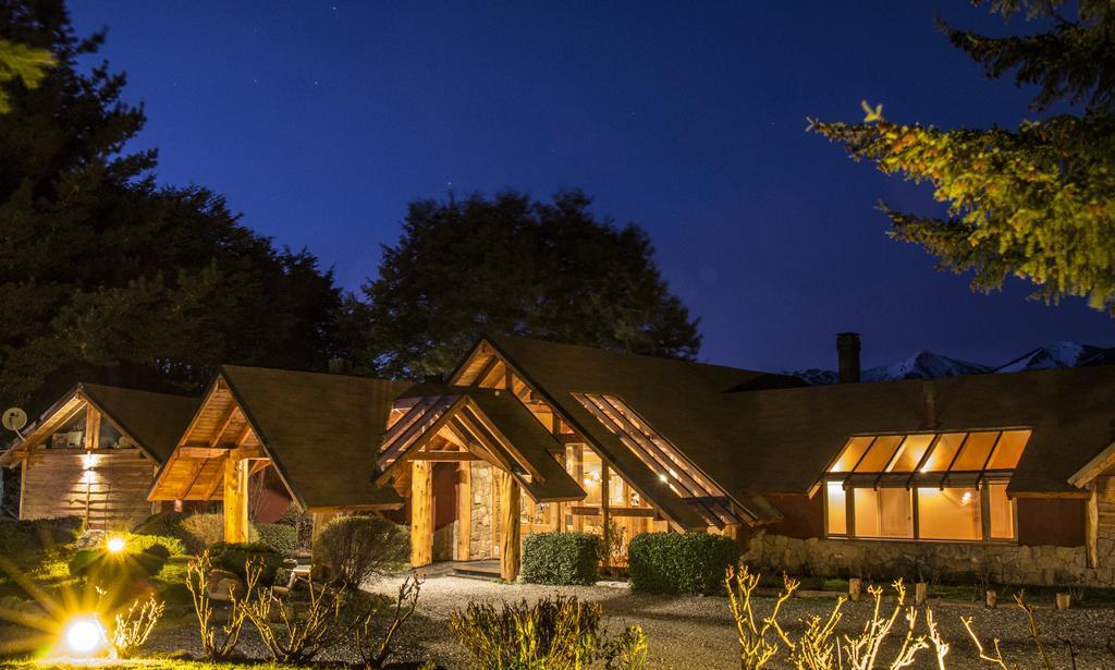 Peninsula Petit Hotel San Carlos de Bariloche Bagian luar foto