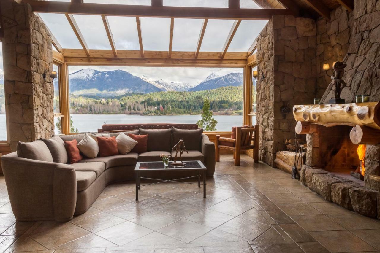 Peninsula Petit Hotel San Carlos de Bariloche Bagian luar foto